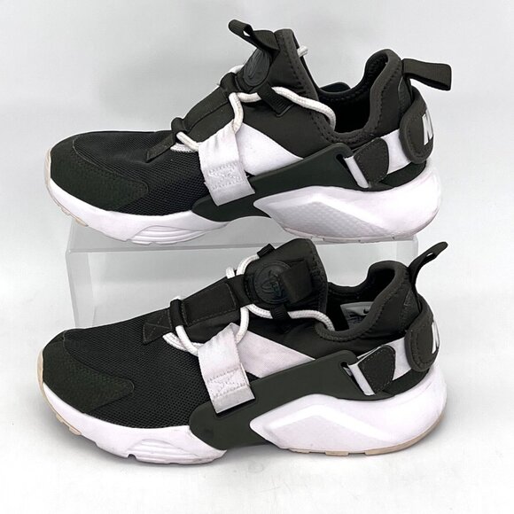 Nike Air Huarache City Low Womens Shoes Size 7 Olive Sneakers Adjustable Straps - Picture 11 of 12